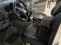 TOYOTA HILUX CABINE DUPLA SR 2008/2009 LAVENDA VEÍCULOS ARROIO DO MEIO / Carros no Vale