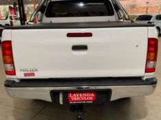 TOYOTA HILUX CABINE DUPLA SR 2008/2009 LAVENDA VEÍCULOS ARROIO DO MEIO / Carros no Vale