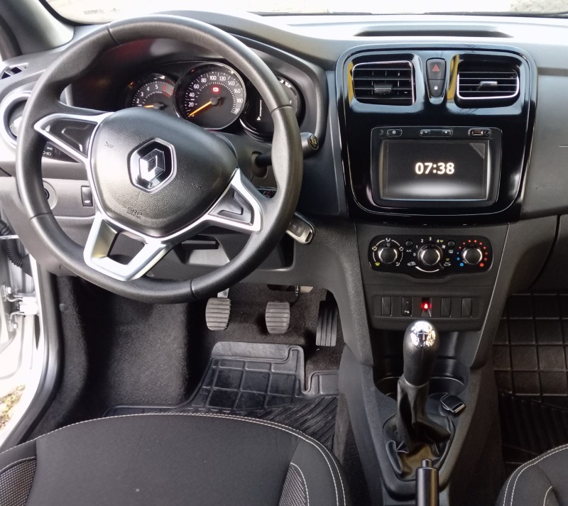 RENAULT SANDERO 1.0 ZEN 12V /2021 AUTO SHOW SANTA CRUZ DO SUL / Carros no Vale