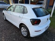 VOLKSWAGEN POLO HATCH COMFORTLINE 1.0 /2025 MENEGHINI VEÍCULOS ARROIO DO MEIO / Carros no Vale