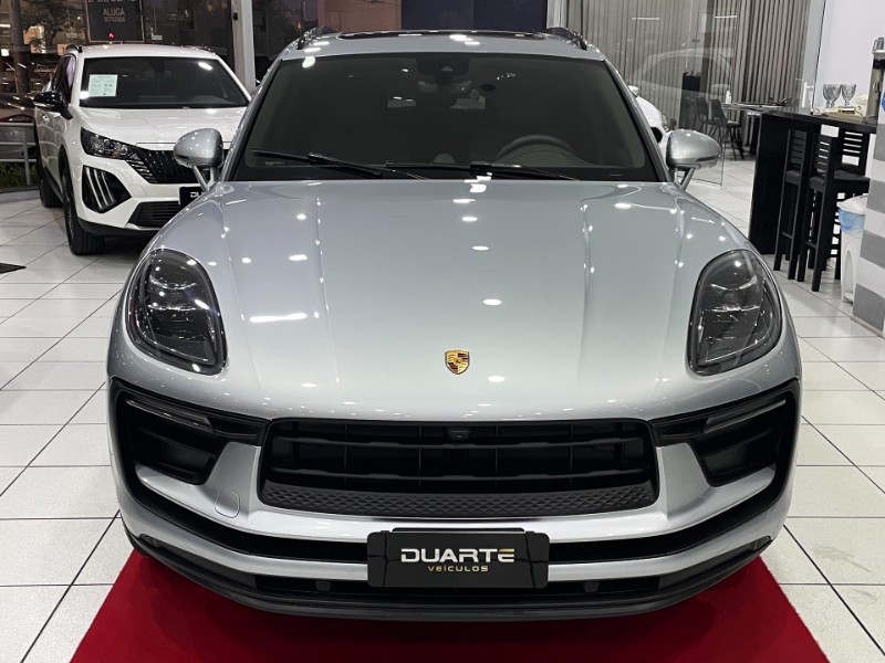 PORSCHE MACAN 2.0 TURBO GASOLINA PDK 2024/2024 DUARTE VEÍCULOS PORTO ALEGRE / Carros no Vale