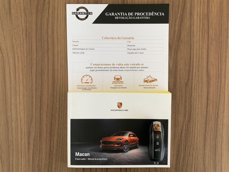 PORSCHE MACAN 2.0 TURBO GASOLINA PDK 2024/2024 DUARTE VEÍCULOS PORTO ALEGRE / Carros no Vale