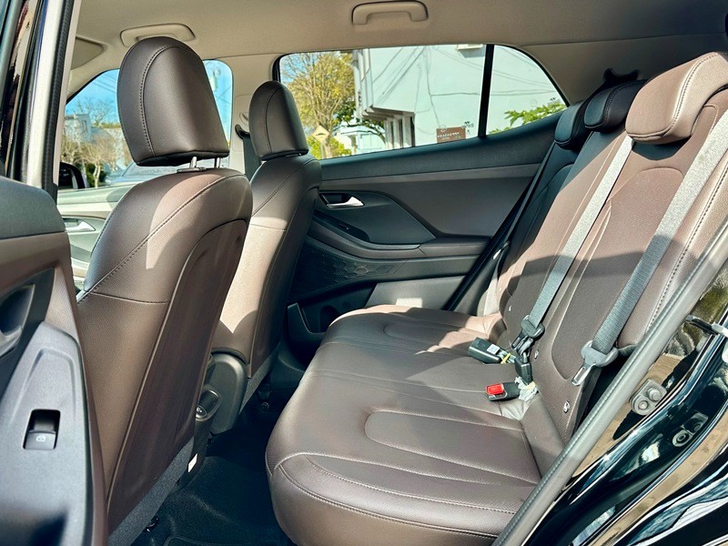 HYUNDAI CRETA PLATINUM 1.0 TB 2022/2023 SÉTIMA VEÍCULOS GUAPORÉ / Carros no Vale