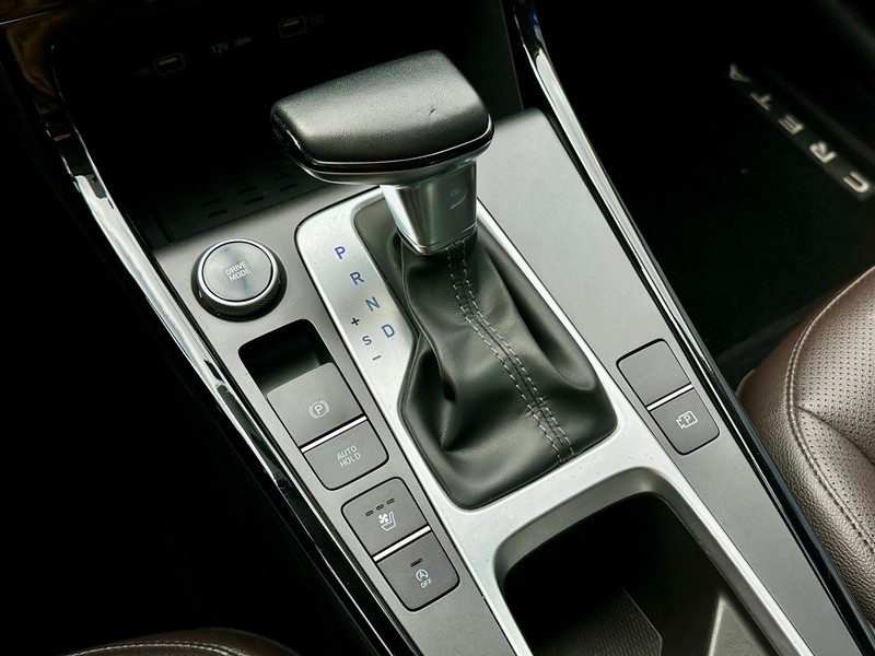 HYUNDAI CRETA PLATINUM 1.0 TB 2022/2023 SÉTIMA VEÍCULOS GUAPORÉ / Carros no Vale
