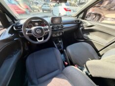 FIAT ARGO 1.3 TREKKING 8V 2020 /2020 AR MULTIMARCAS VENÂNCIO AIRES / Carros no Vale