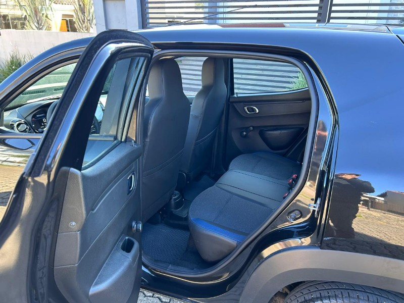 RENAULT KWID INTENSE 1.0 FLEX 12V 5P MEC. 2026/2026 LS MULTIMARCAS VENÂNCIO AIRES / Carros no Vale