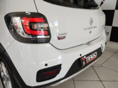 RENAULT SANDERO 1.6 STEPWAY 8V 2016/2016 TIAGO AUTOMÓVEIS VENÂNCIO AIRES / Carros no Vale