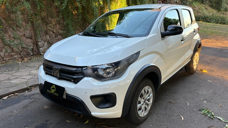 FIAT MOBI LIKE 1.0 2023/2024 ESTAÇÃO DO CARRO ESTRELA / Carros no Vale
