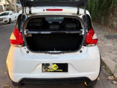 FIAT MOBI LIKE 1.0 2023/2024 ESTAÇÃO DO CARRO ESTRELA / Carros no Vale