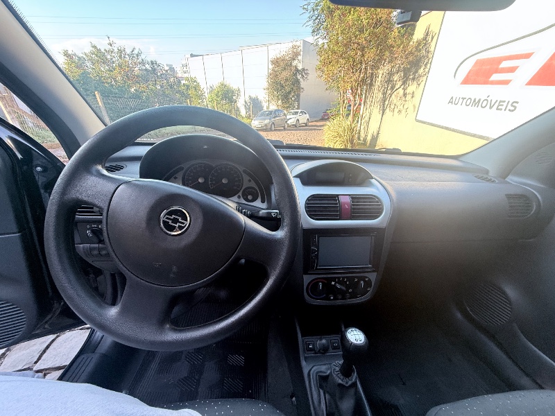 CHEVROLET CORSA SED. PREMIUM 1.4 8V ECONOFLEX 4P 2010/2010 ELY AUTOMÓVEIS LAJEADO / Carros no Vale