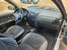 FIAT STRADA WORKING 1.4 2013/2014 TS VEÍCULOS ANTA GORDA / Carros no Vale