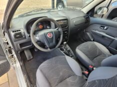 FIAT STRADA WORKING 1.4 2013/2014 TS VEÍCULOS ANTA GORDA / Carros no Vale