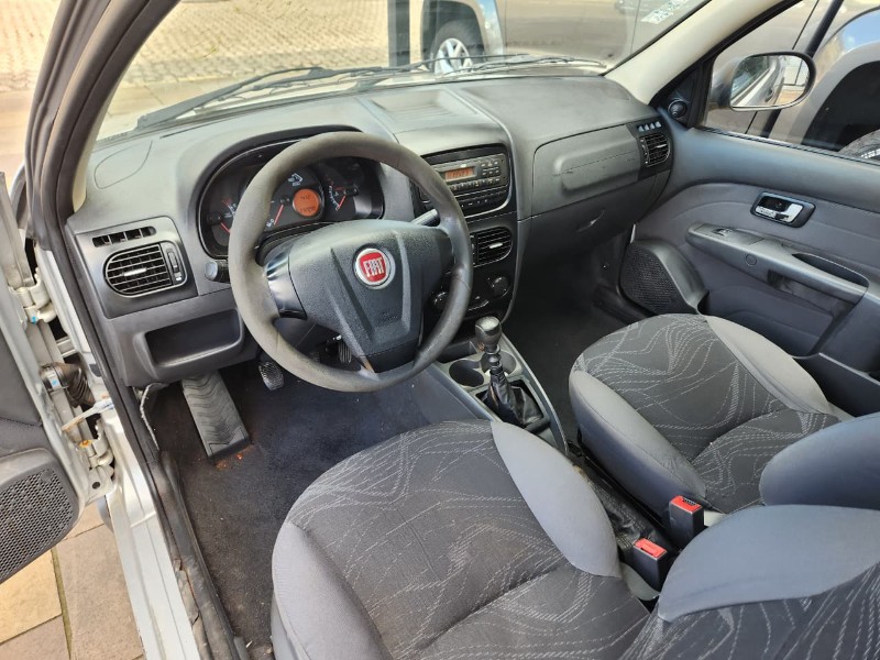 FIAT STRADA WORKING 1.4 2013/2014 TS VEÍCULOS ANTA GORDA / Carros no Vale