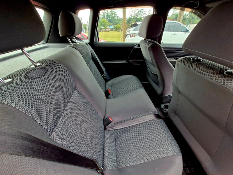 VOLKSWAGEN POLO SPORTLINE 1.6 2011/2011 CRUZEIRO MULTIMARCAS CRUZEIRO DO SUL / Carros no Vale