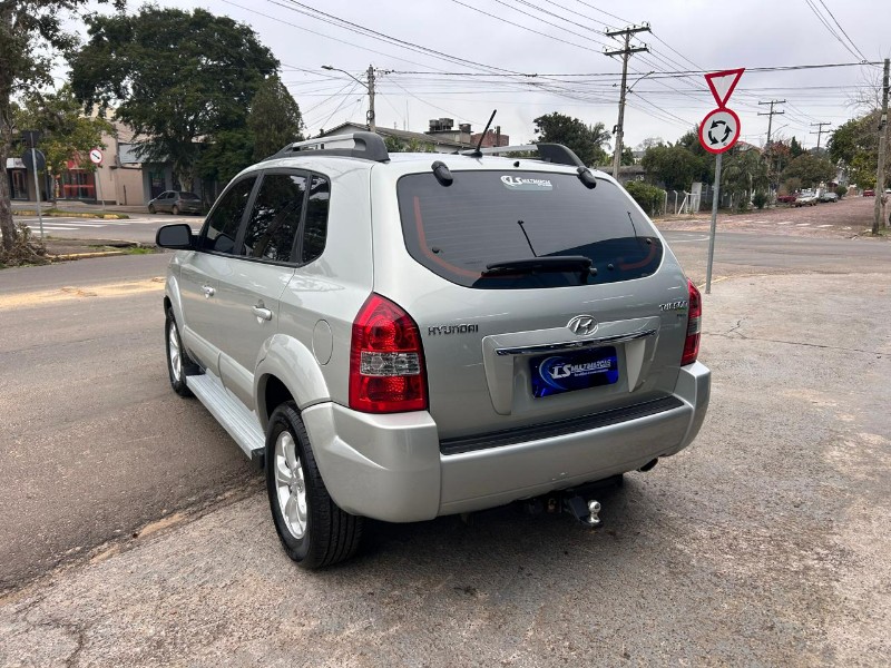 HYUNDAI TUCSON 2.0 16V FLEX AUT. 2013/2013 LS MULTIMARCAS VENÂNCIO AIRES / Carros no Vale