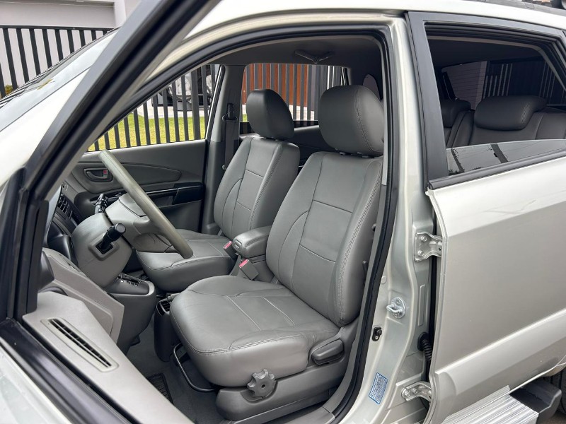 HYUNDAI TUCSON 2.0 16V FLEX AUT. 2013/2013 LS MULTIMARCAS VENÂNCIO AIRES / Carros no Vale