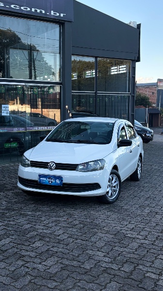 VOLKSWAGEN VOYAGE 1.0 2013/2014 RICARDINHO AUTOMÓVEIS MONTENEGRO / Carros no Vale