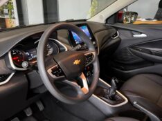 CHEVROLET ONIX 1.0 LT2 2023/2023 JOÃO CARROS MULTIMARCAS GUAPORÉ / Carros no Vale