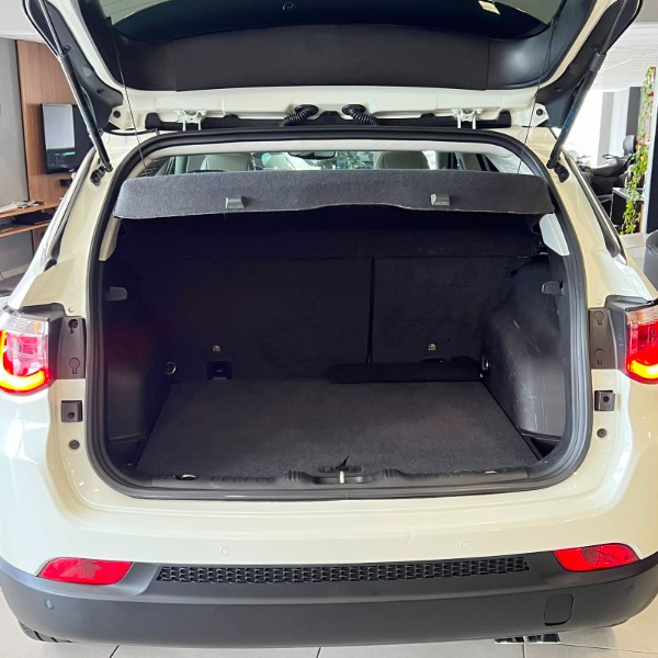 JEEP COMPASS 2.0 16V LIMITED 2020/2020 JOÃO CARROS MULTIMARCAS GUAPORÉ / Carros no Vale