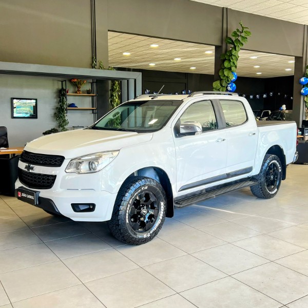 CHEVROLET S10 2.4 LTZ 4X2 CD 8V FLEX 4P MANUAL 2014/2014 JOÃO CARROS MULTIMARCAS GUAPORÉ / Carros no Vale