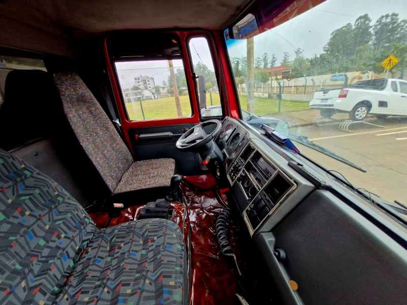 FORD CAMINHÕES CARGO 814 1998/1998 CRUZEIRO MULTIMARCAS CRUZEIRO DO SUL / Carros no Vale FORD CAMINHÕES CARGO 814 1998/1998 CRUZEIRO MULTIMARCAS CRUZEIRO DO SUL / Carros no Vale