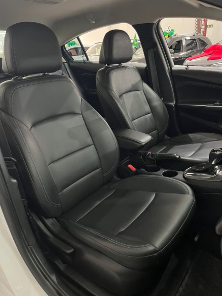 CHEVROLET CRUZE SEDAN LT 1.4 TURBO 2019/2019 TIAGO AUTOMÓVEIS VENÂNCIO AIRES / Carros no Vale