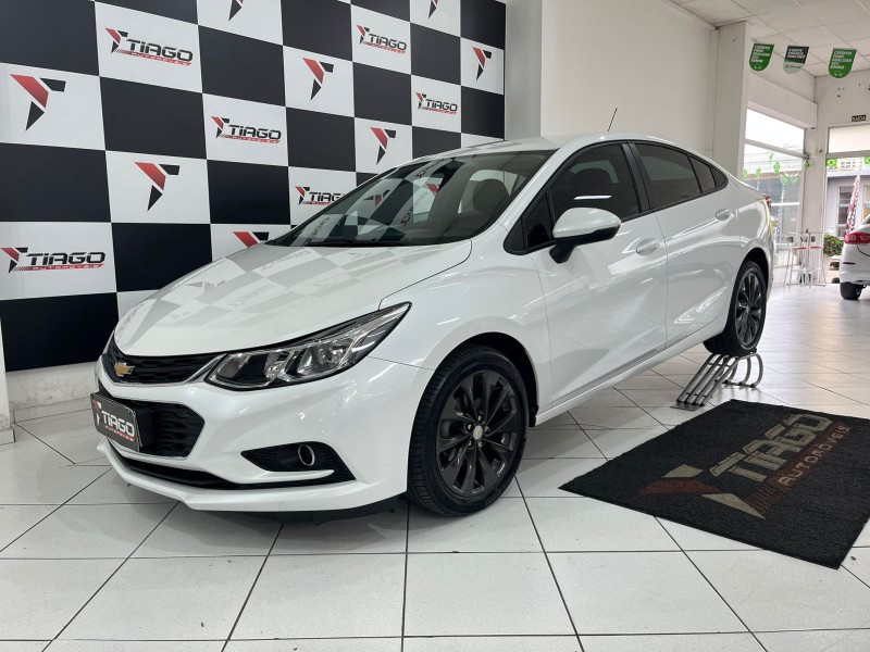 CHEVROLET CRUZE SEDAN LT 1.4 TURBO 2019/2019 TIAGO AUTOMÓVEIS VENÂNCIO AIRES / Carros no Vale