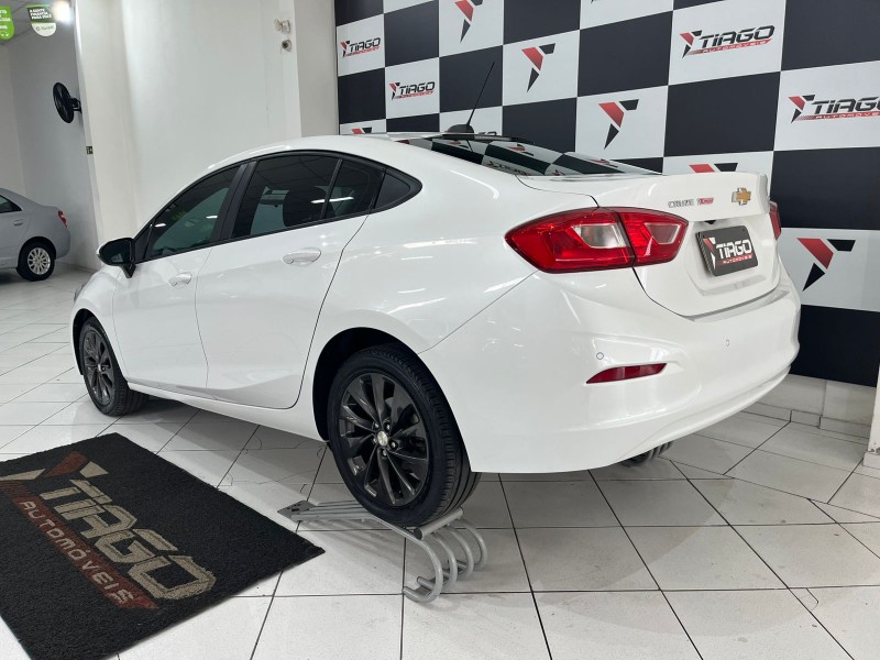 CHEVROLET CRUZE SEDAN LT 1.4 TURBO 2019/2019 TIAGO AUTOMÓVEIS VENÂNCIO AIRES / Carros no Vale