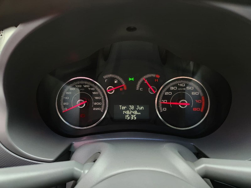 FIAT PALIO ATTRACTIV 1.0 2013/2013 TS VEÍCULOS ANTA GORDA / Carros no Vale