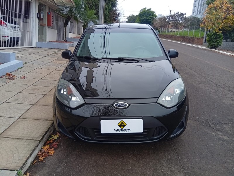 FORD FIESTA 1.6 FLEX 2011/2012 ALTERNATIVA VEÍCULOS LAJEADO / Carros no Vale