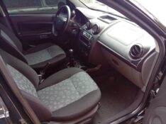 FORD FIESTA 1.6 FLEX 2011/2012 ALTERNATIVA VEÍCULOS LAJEADO / Carros no Vale
