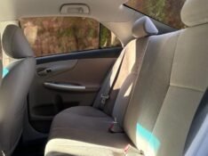 TOYOTA COROLLA GLI 1.8 2013/2014 ESTAÇÃO DO CARRO ESTRELA / Carros no Vale