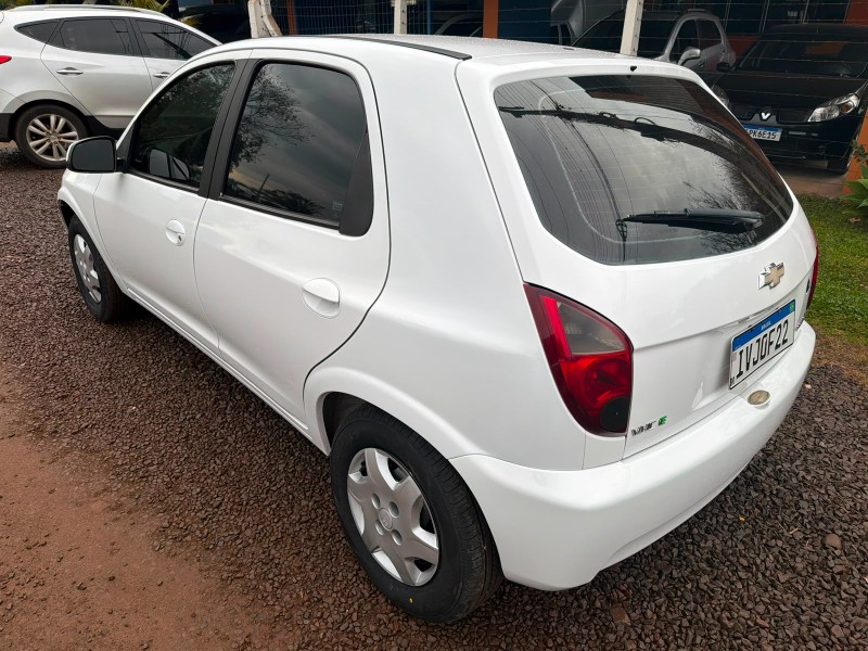 CHEVROLET CELTA LT 1.0 /2014 MENEGHINI VEÍCULOS ARROIO DO MEIO / Carros no Vale
