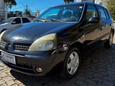 RENAULT CLIO HATCH PRIVILEGE 1.0 16V FLEX 2004 2004/2004 COMPLETO VEÍCULOS GUAPORÉ / Carros no Vale