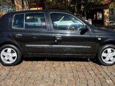 RENAULT CLIO HATCH PRIVILEGE 1.0 16V FLEX 2004 2004/2004 COMPLETO VEÍCULOS GUAPORÉ / Carros no Vale