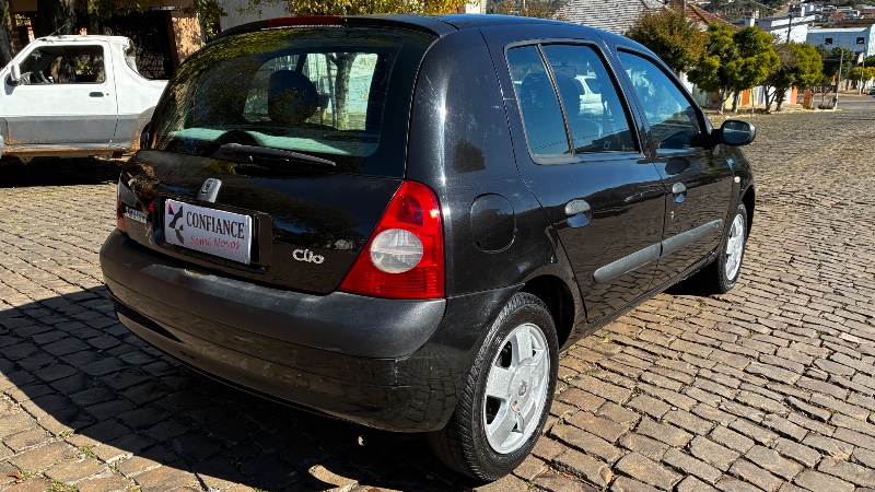 RENAULT CLIO HATCH PRIVILEGE 1.0 16V FLEX 2004 2004/2004 COMPLETO VEÍCULOS GUAPORÉ / Carros no Vale RENAULT CLIO HATCH PRIVILEGE 1.0 16V FLEX 2004 2004/2004 COMPLETO VEÍCULOS GUAPORÉ / Carros no Vale
