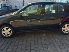 RENAULT CLIO HATCH PRIVILEGE 1.0 16V FLEX 2004 2004/2004 COMPLETO VEÍCULOS GUAPORÉ / Carros no Vale