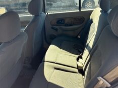 RENAULT CLIO HATCH PRIVILEGE 1.0 16V FLEX 2004 2004/2004 COMPLETO VEÍCULOS GUAPORÉ / Carros no Vale