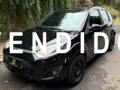 FORD FIESTA SE 1.0 2014/2014 ESTAÇÃO DO CARRO ESTRELA / Carros no Vale
