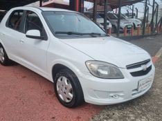 CHEVROLET CELTA 1.0 MPFI LT 8V 2013/2014 HUBNER MULTIMARCAS FARROUPILHA / Carros no Vale