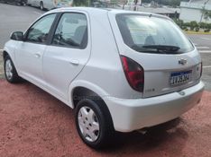 CHEVROLET CELTA 1.0 MPFI LT 8V 2013/2014 HUBNER MULTIMARCAS FARROUPILHA / Carros no Vale
