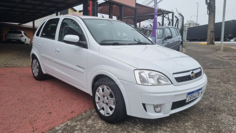 CHEVROLET CORSA 1.4 MPFI MAXX 8V 2011/2011 HUBNER MULTIMARCAS FARROUPILHA / Carros no Vale CHEVROLET CORSA 1.4 MPFI MAXX 8V 2011/2011 HUBNER MULTIMARCAS FARROUPILHA / Carros no Vale