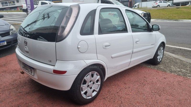 CHEVROLET CORSA 1.4 MPFI MAXX 8V 2011/2011 HUBNER MULTIMARCAS FARROUPILHA / Carros no Vale CHEVROLET CORSA 1.4 MPFI MAXX 8V 2011/2011 HUBNER MULTIMARCAS FARROUPILHA / Carros no Vale
