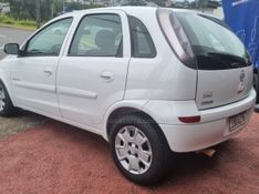 CHEVROLET CORSA 1.4 MPFI MAXX 8V 2011/2011 HUBNER MULTIMARCAS FARROUPILHA / Carros no Vale
