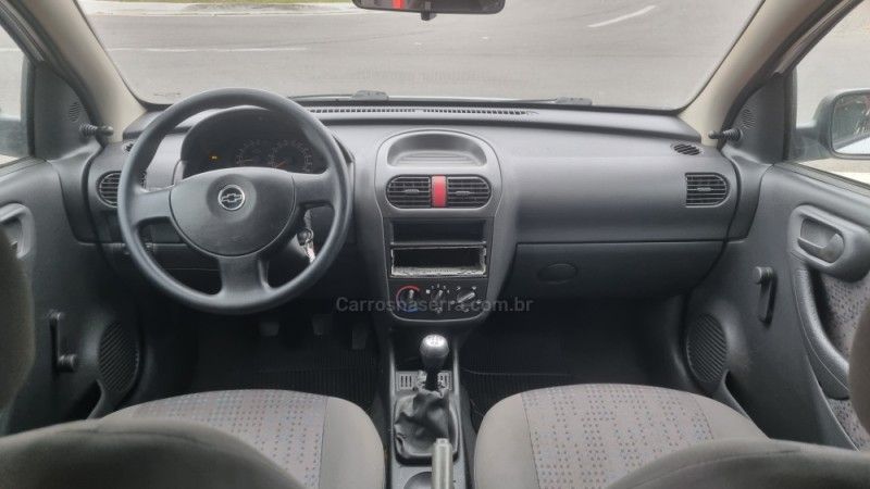 CHEVROLET CORSA 1.4 MPFI MAXX 8V 2011/2011 HUBNER MULTIMARCAS FARROUPILHA / Carros no Vale CHEVROLET CORSA 1.4 MPFI MAXX 8V 2011/2011 HUBNER MULTIMARCAS FARROUPILHA / Carros no Vale