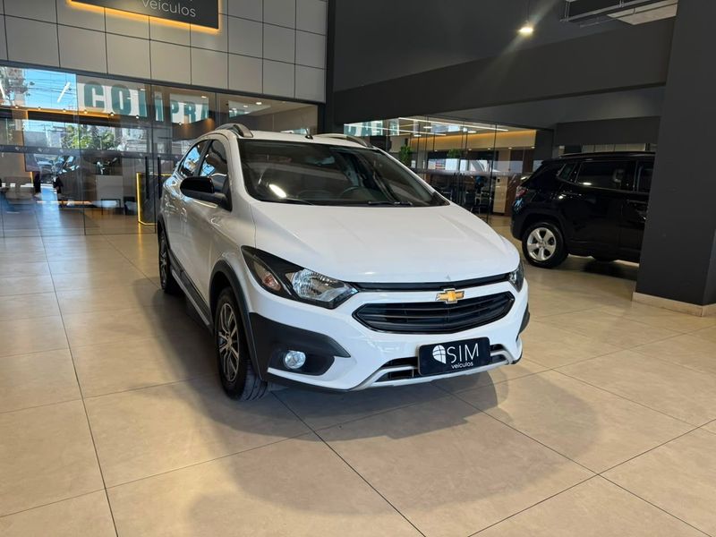 Chevrolet Onix 1.4 Active 2018/2018 SIM VEÍCULOS PORTO ALEGRE / Carros no Vale