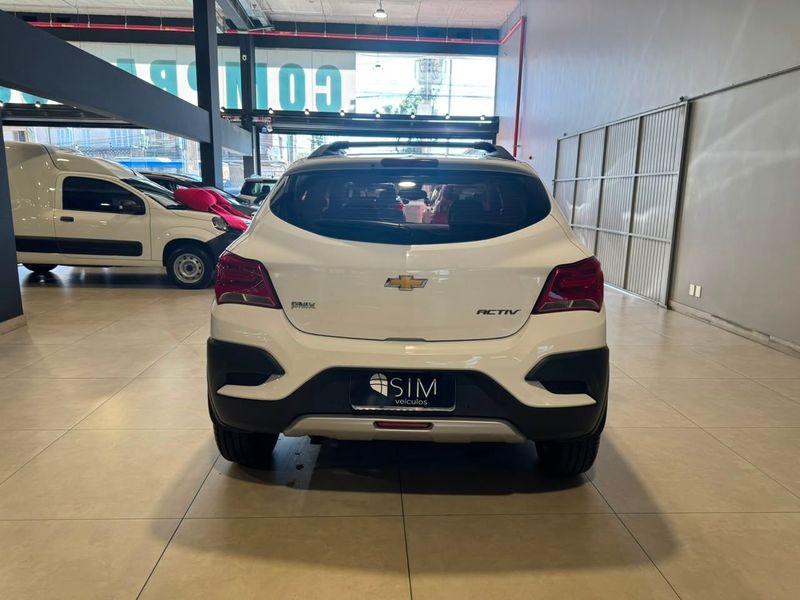 Chevrolet Onix 1.4 Active 2018/2018 SIM VEÍCULOS PORTO ALEGRE / Carros no Vale