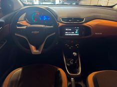 Chevrolet Onix 1.4 Active 2018/2018 SIM VEÍCULOS PORTO ALEGRE / Carros no Vale