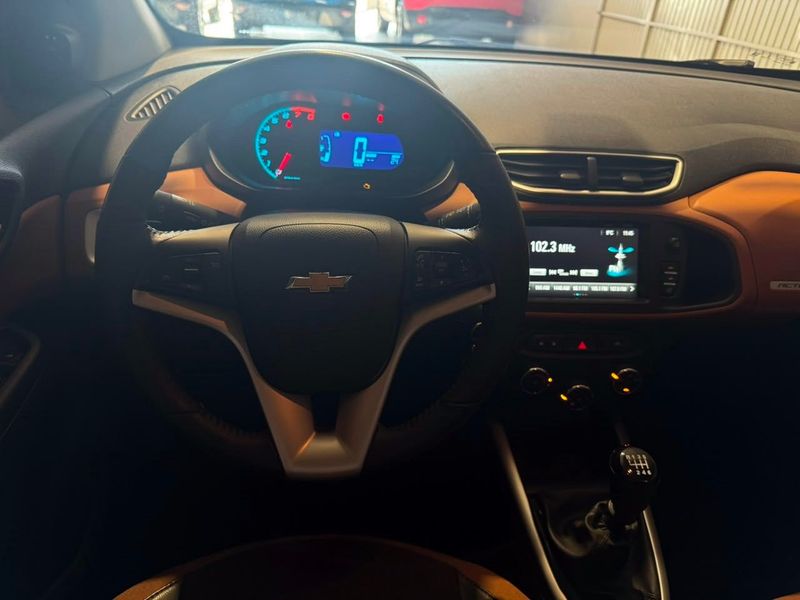 Chevrolet Onix 1.4 Active 2018/2018 SIM VEÍCULOS PORTO ALEGRE / Carros no Vale
