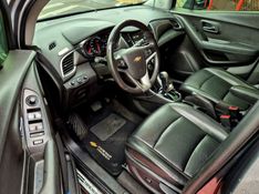 CHEVROLET TRACKER 1.4 16V PREMIER TURBO 2017/2018 HUBNER MULTIMARCAS FARROUPILHA / Carros no Vale